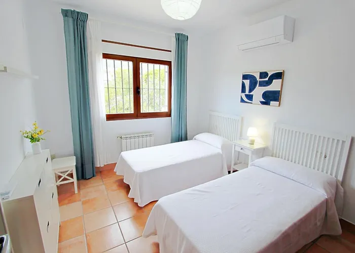 Maite - Spacious With Views And Private Pool In *