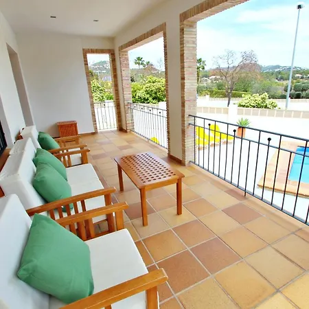 Maite - Spacious With Views And Private Pool In Villa