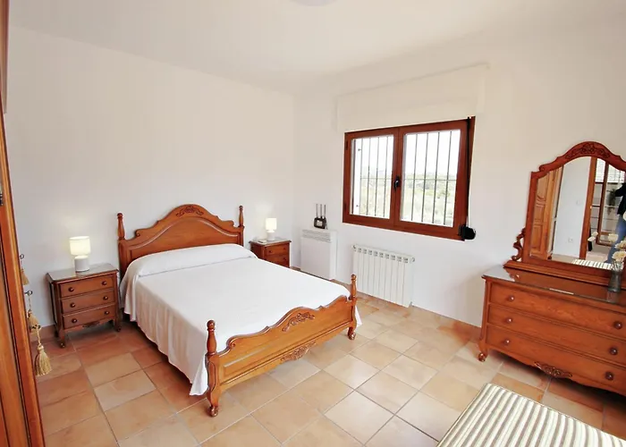 Maite - Spacious With Views And Private Pool In