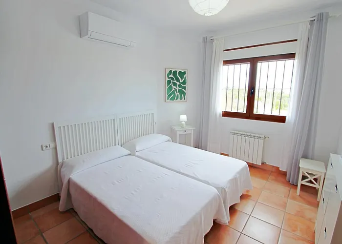 Villa Maite - Spacious With Views And Private Pool In Calpe